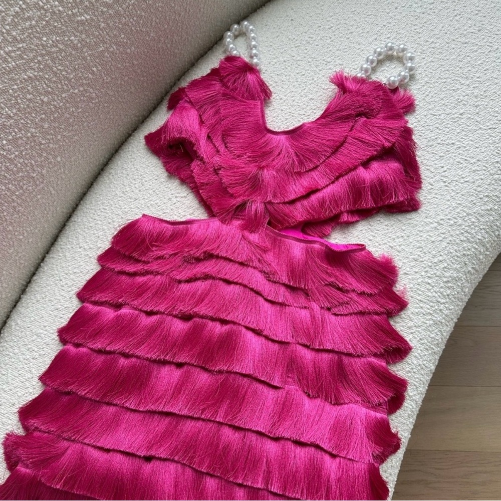 PatBO Vibrant Pink Fringe Dress w/ PEARL Straps – Size 6 – Stunning - Picture 2 of 4